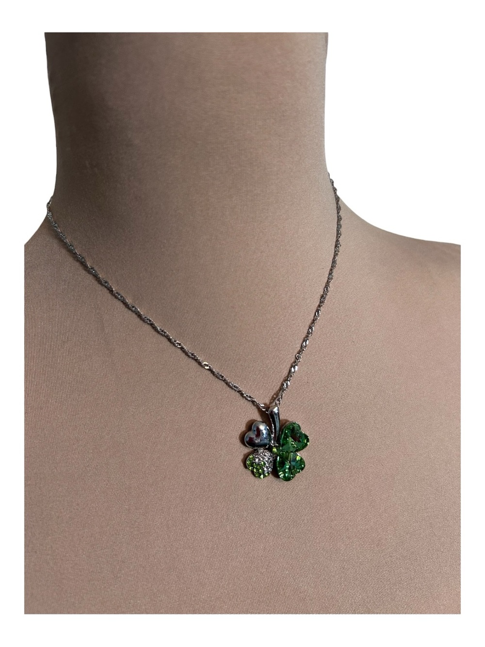 **NIB** Glencara Lucky Four Leaf Clover Emerald Crystal Necklace - Silver/Green